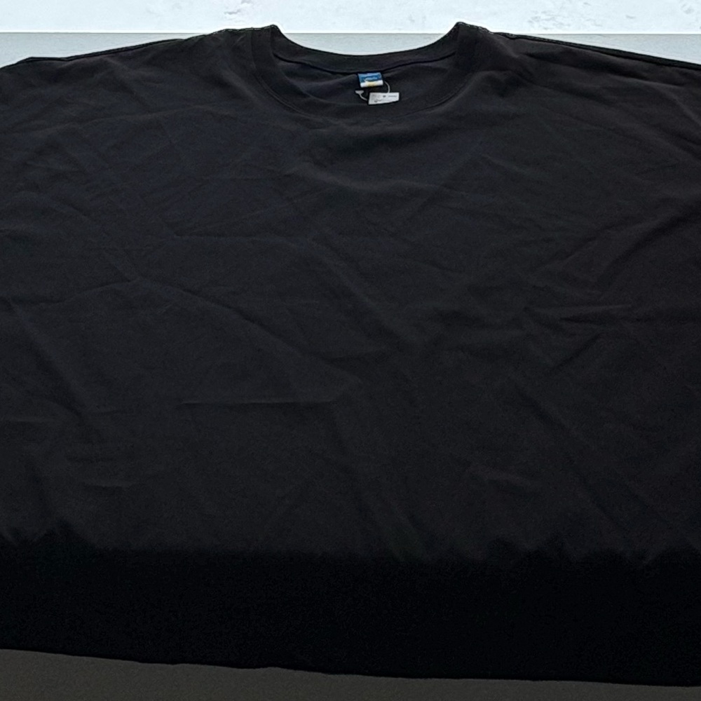 Old Navy Women's Classic Black Crop Top